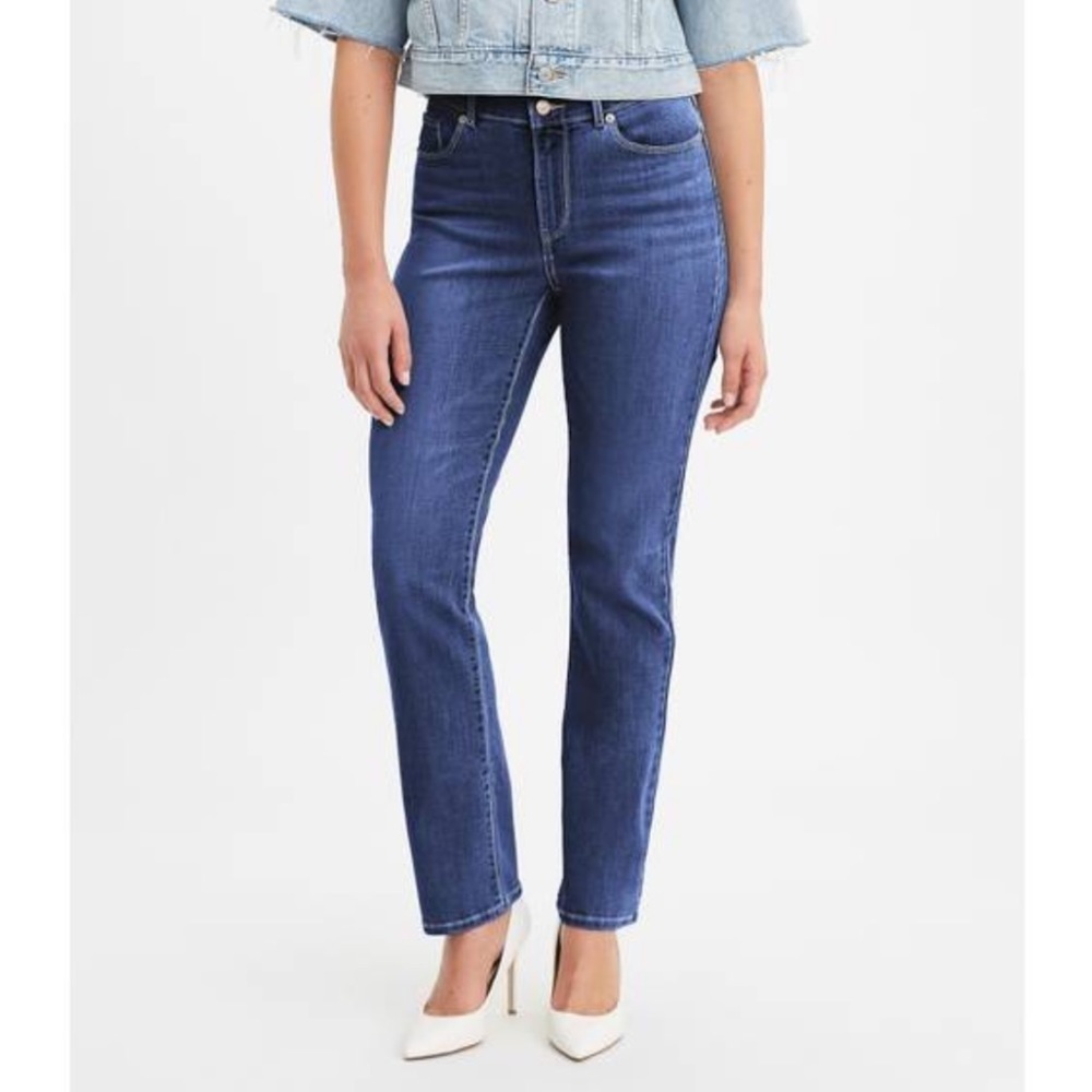 Levi’s Classic Straight Jeans NWT